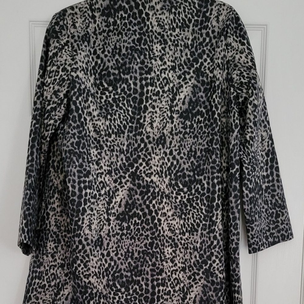 Potter's Pot Animal Print Blazer - Picture 2 of 3